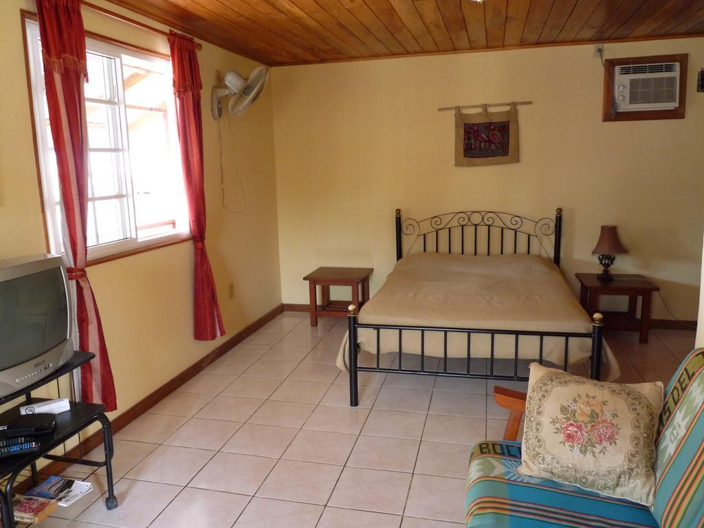 Hotel Posada Isla Chica Bocas del Toro Room photo
